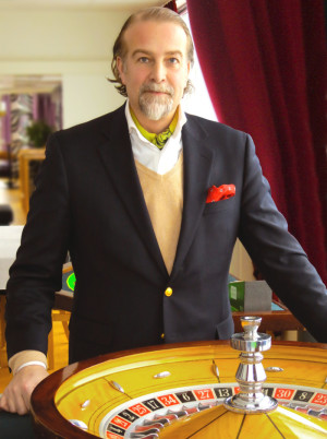 joakim Rönngren vid roulettehjul